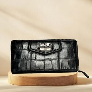 Coach Madison Embossed Croc Zip-Around Wallet #43491 — Black — Excellent Used